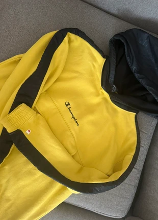 Champion Streetwear Hoodie – Bright Yellow, marque: Champion, état: Très bon état, taille: S, 22,00 €, 23,80 € Protection acheteurs incluse