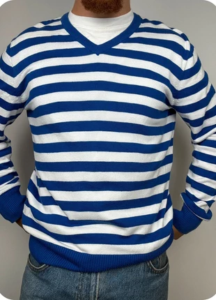 Pull col V Tommy Hilfiger taille S, brand: Tommy Hilfiger, condizioni: Ottime, taglia: S, €24.00, €25.90 include la Protezione acquisti