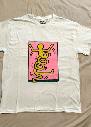 T-shirt XL Keith Haring Visuel pop-art jaune et rose, brand: Keith Haring, condition: New without tags, size: XL, €19.99, €21.69 includes Buyer Protection