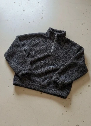 Polaire noir motif – douce, chaude, streetwear, tendance, marque: Opaline Atelier, état: Très bon état, taille: M / 38 / 10, 69,90 €, 74,10 € Protection acheteurs incluse