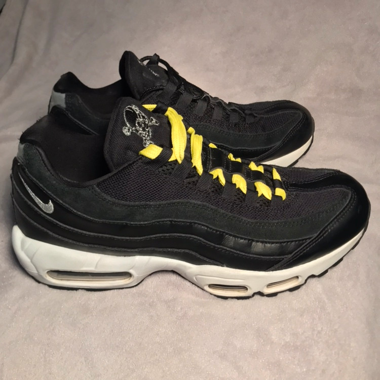 Buty nike air max hotsell 95 premium rebel skulls