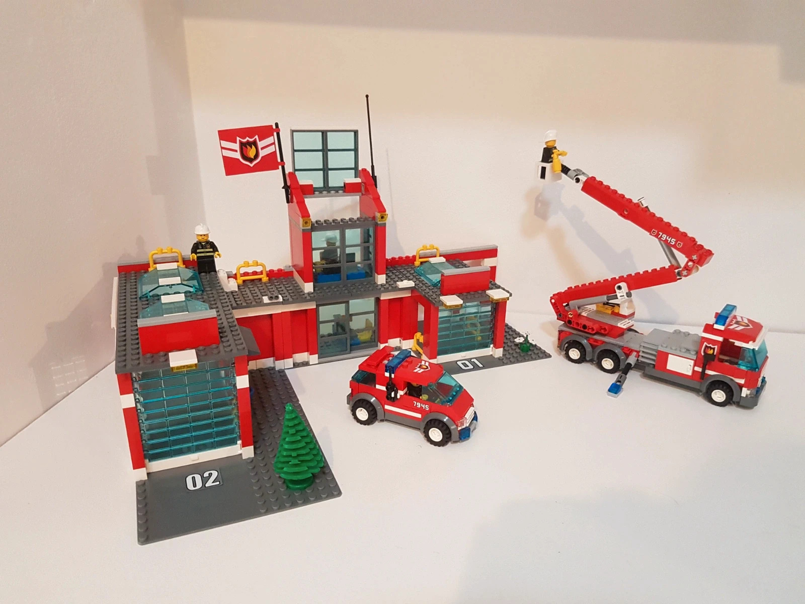 Lego City - Caserne des Pompiers - 7945