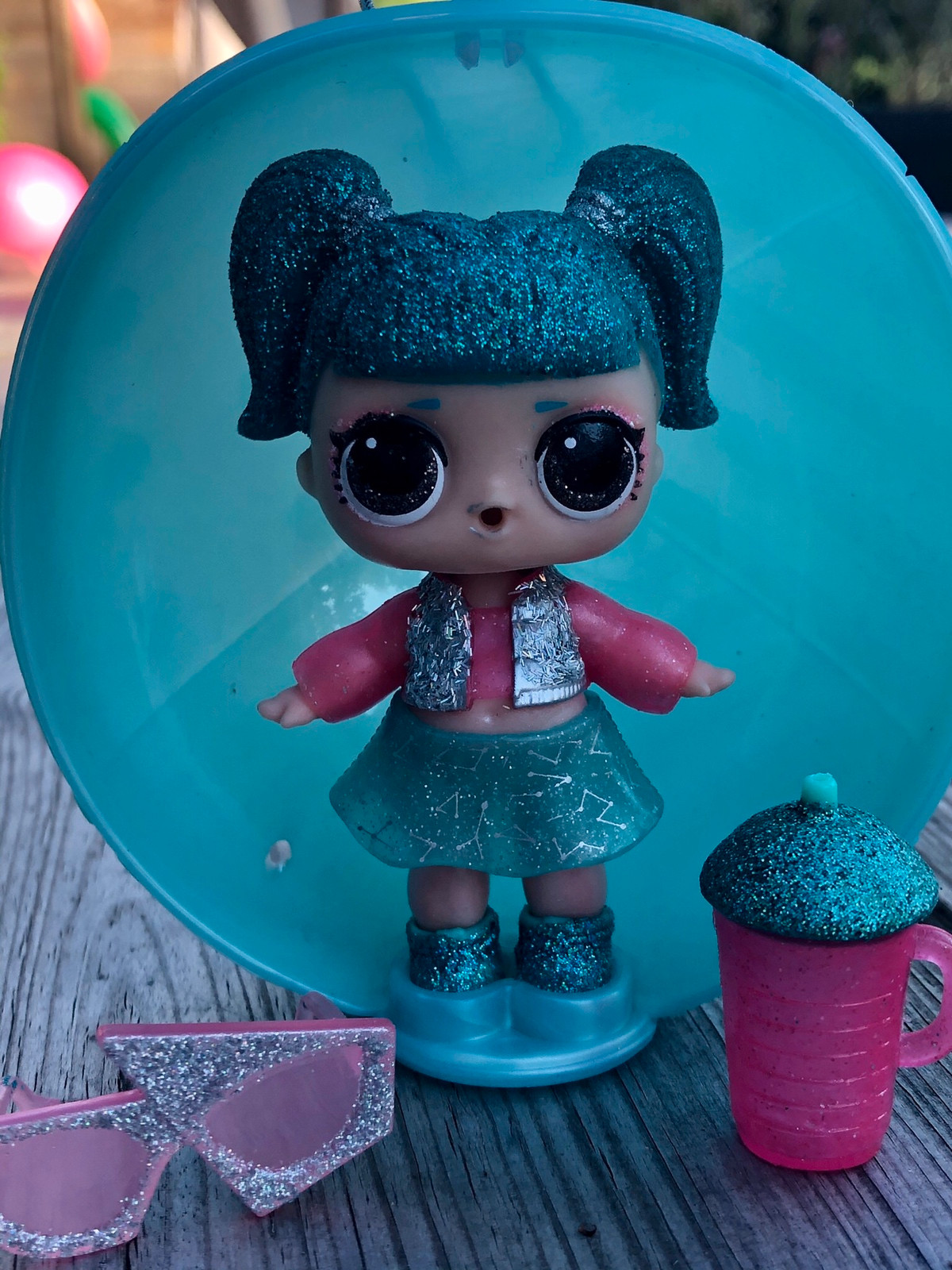 DOLL LOL vireless SURPRISE GLITTER GLAMSTRONAUT