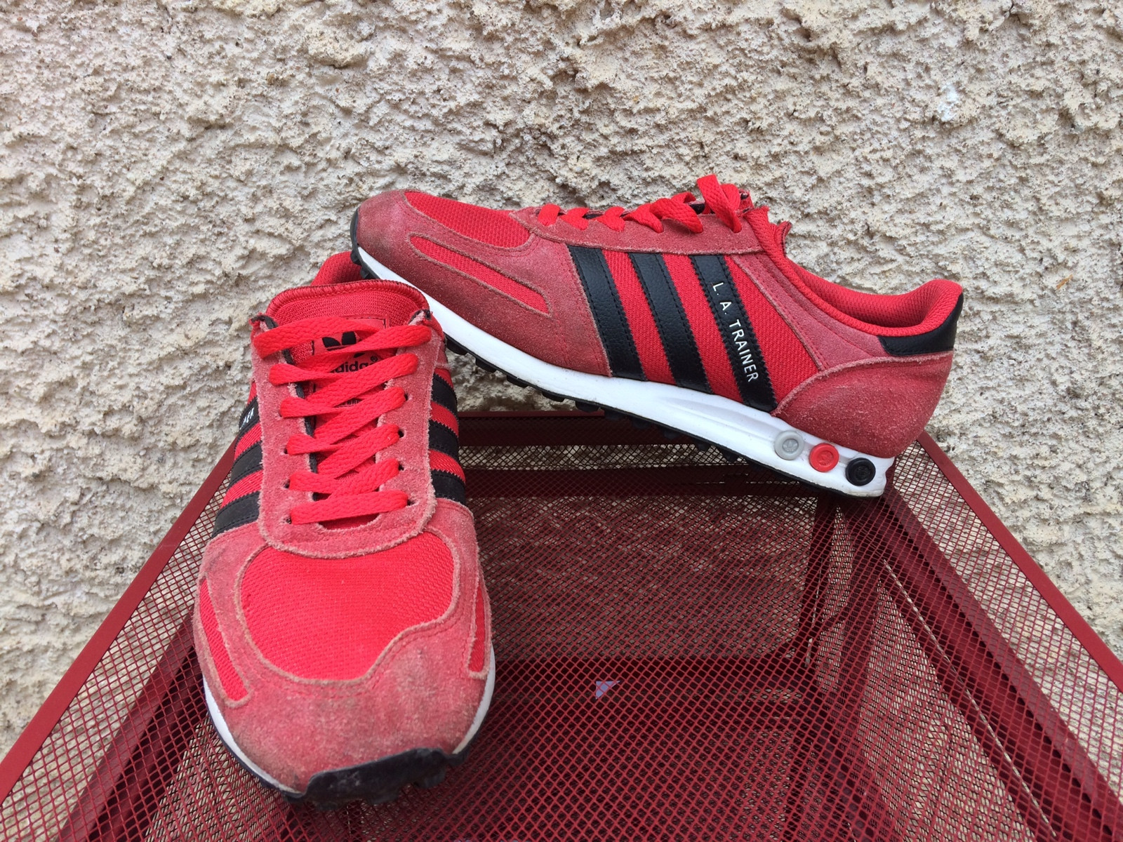 Adidas la trainer red 2025
