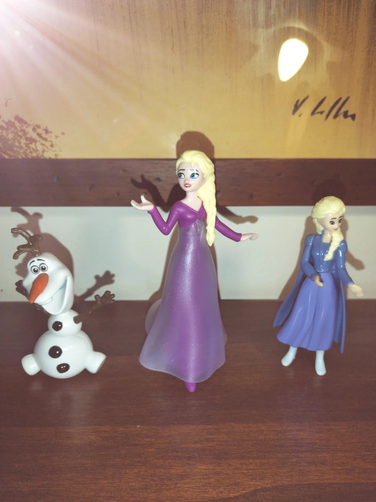 Elsa Anna e Olaf: 3 personaggi Disney Frozen