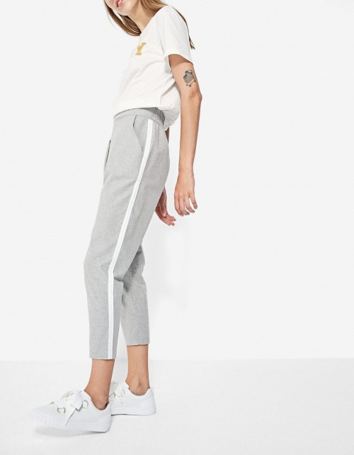 Pantalon droit Zara gris avec bande blanche sur le côté