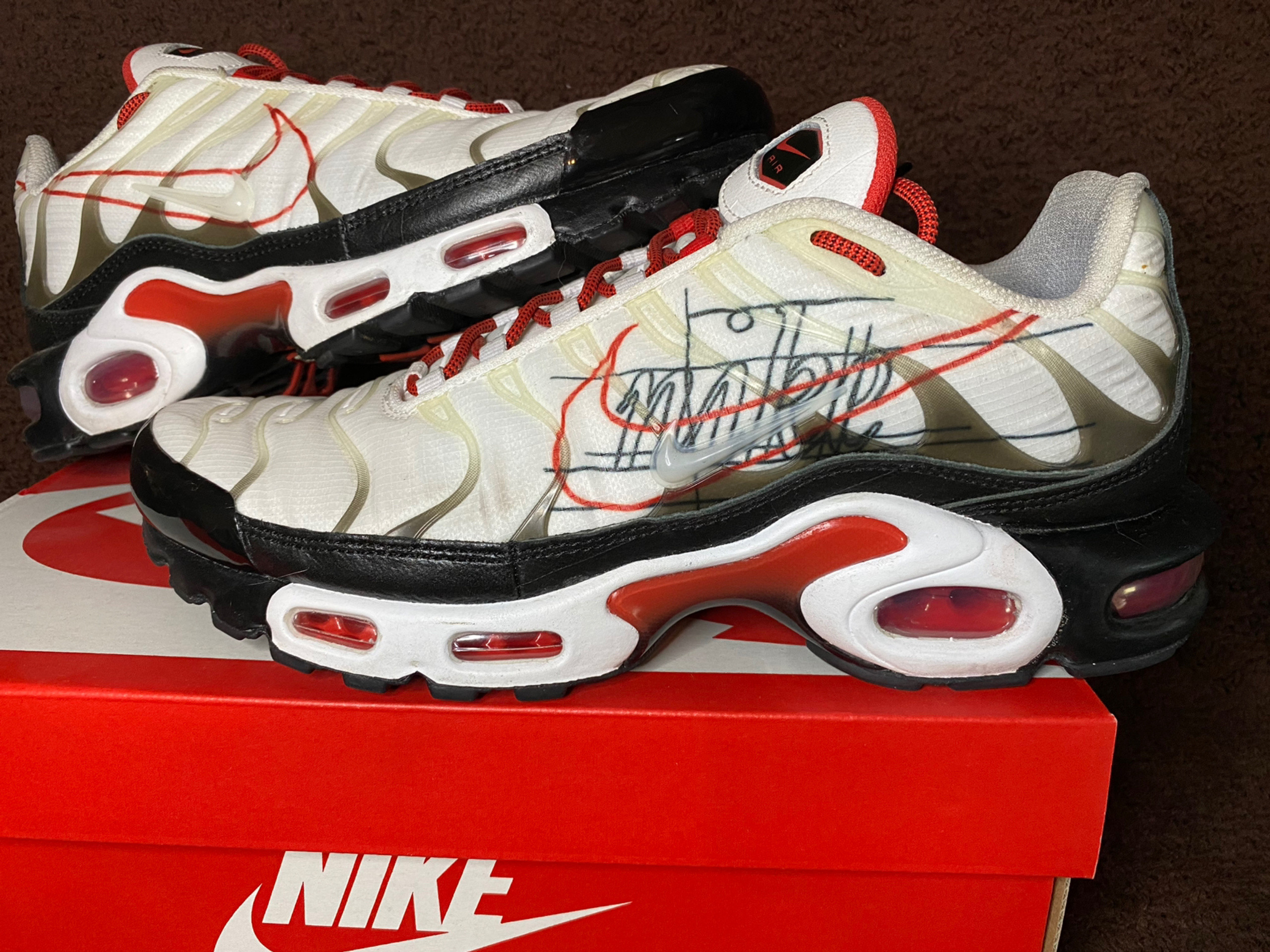 Nike tn top rot weiß