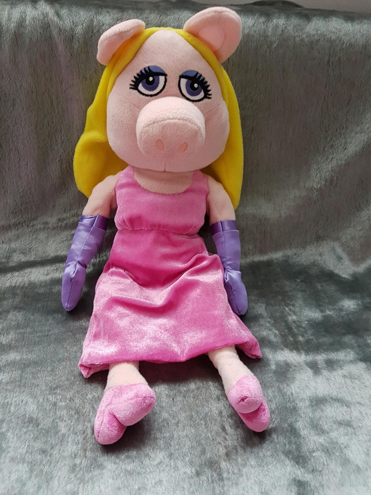 Miss piggy sales soft toy