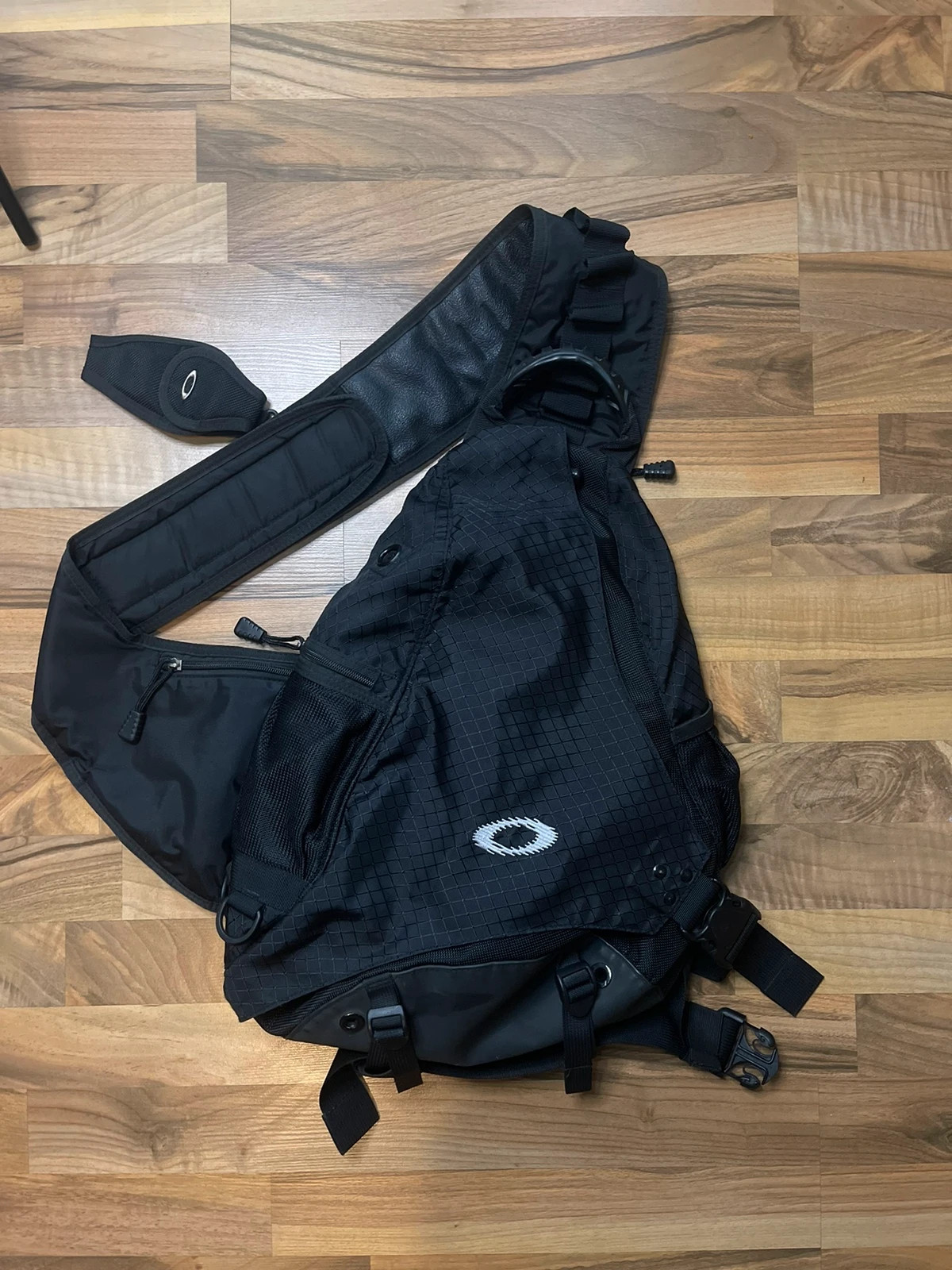 Oakley Sling bag sandbag