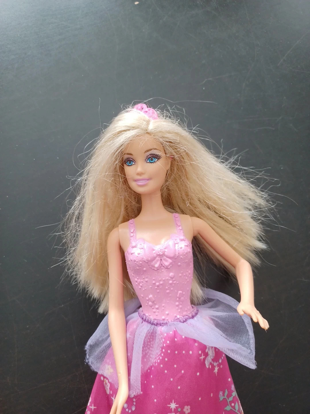 Poupée barbie princesse féerie rose