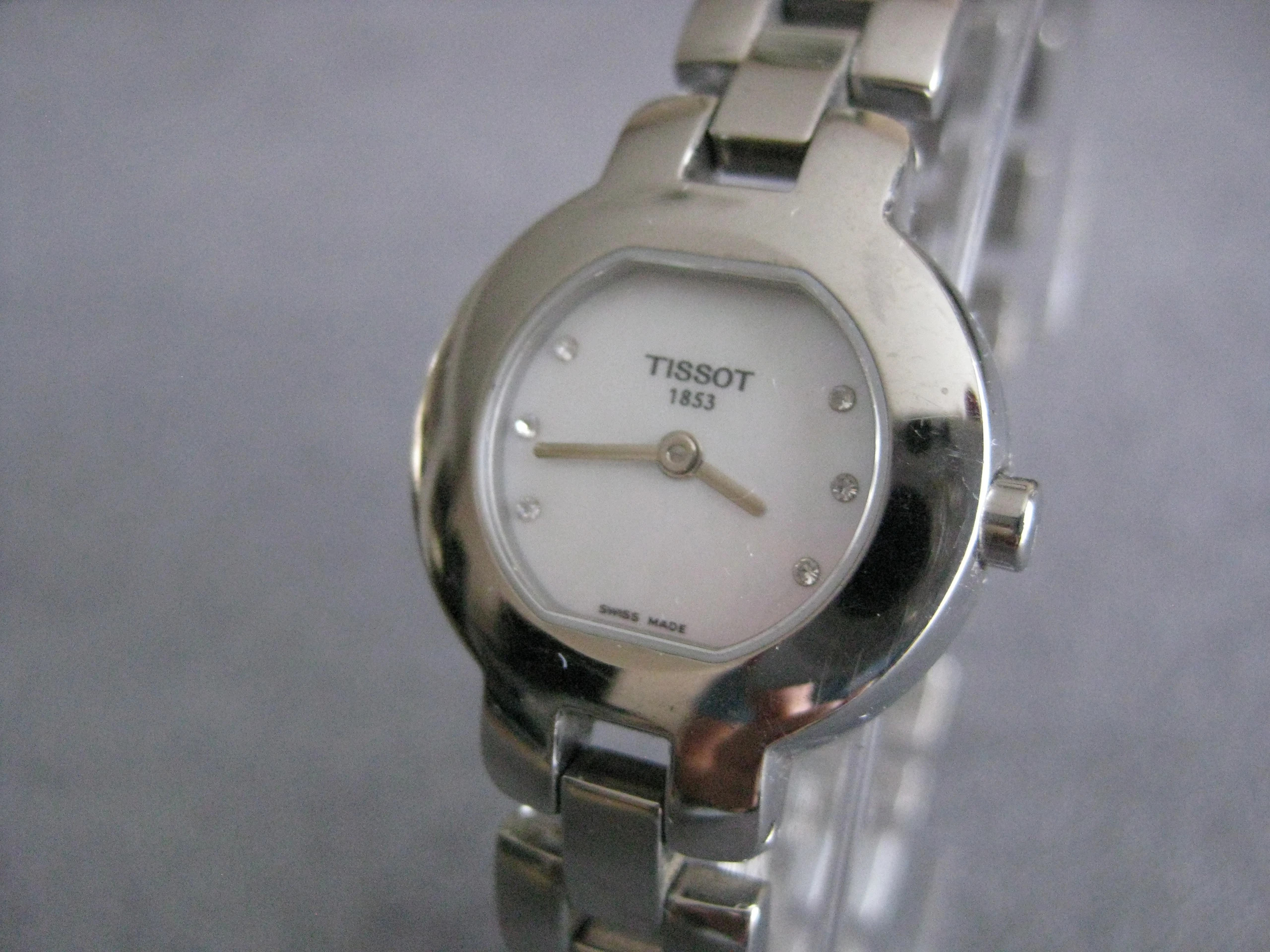 Tissot G330K Nacre et Diamants Vinted