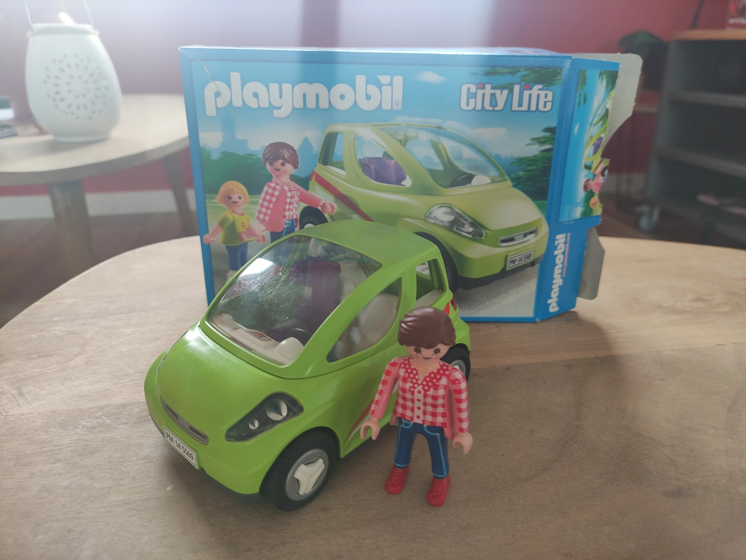 Playmobil - 5569 - Jeu De Construction - Voiture De Ville Avec Maman