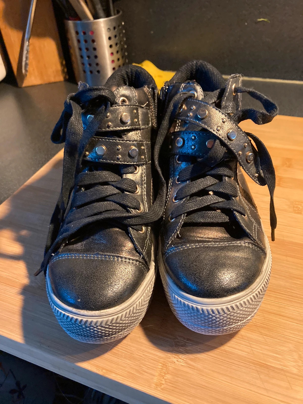 Chaussures compensees femme ou fille Vinted