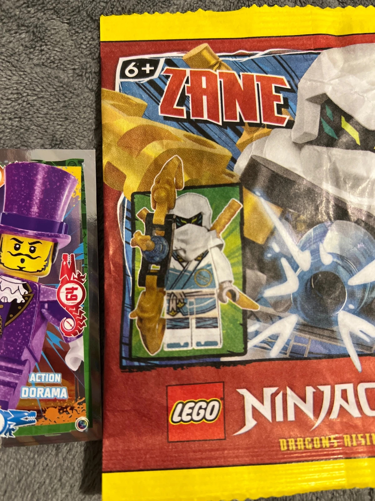 Sprzedam paczkę ludzików ninjago