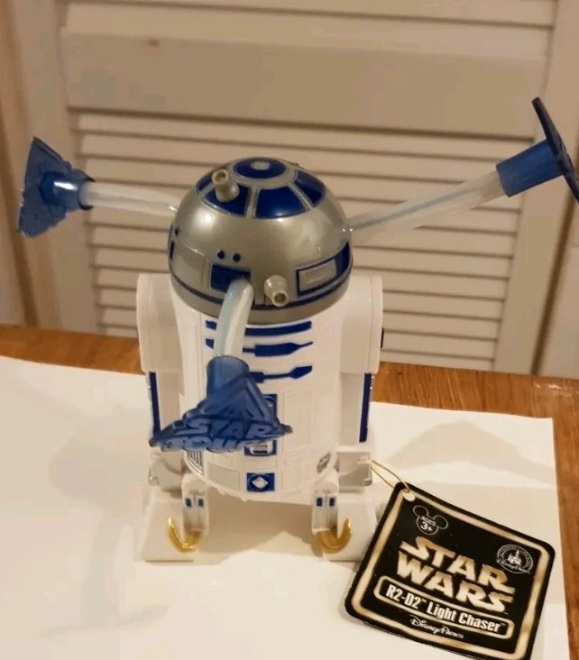 R2d2 light up toy chaser disney world limited editition exclusive