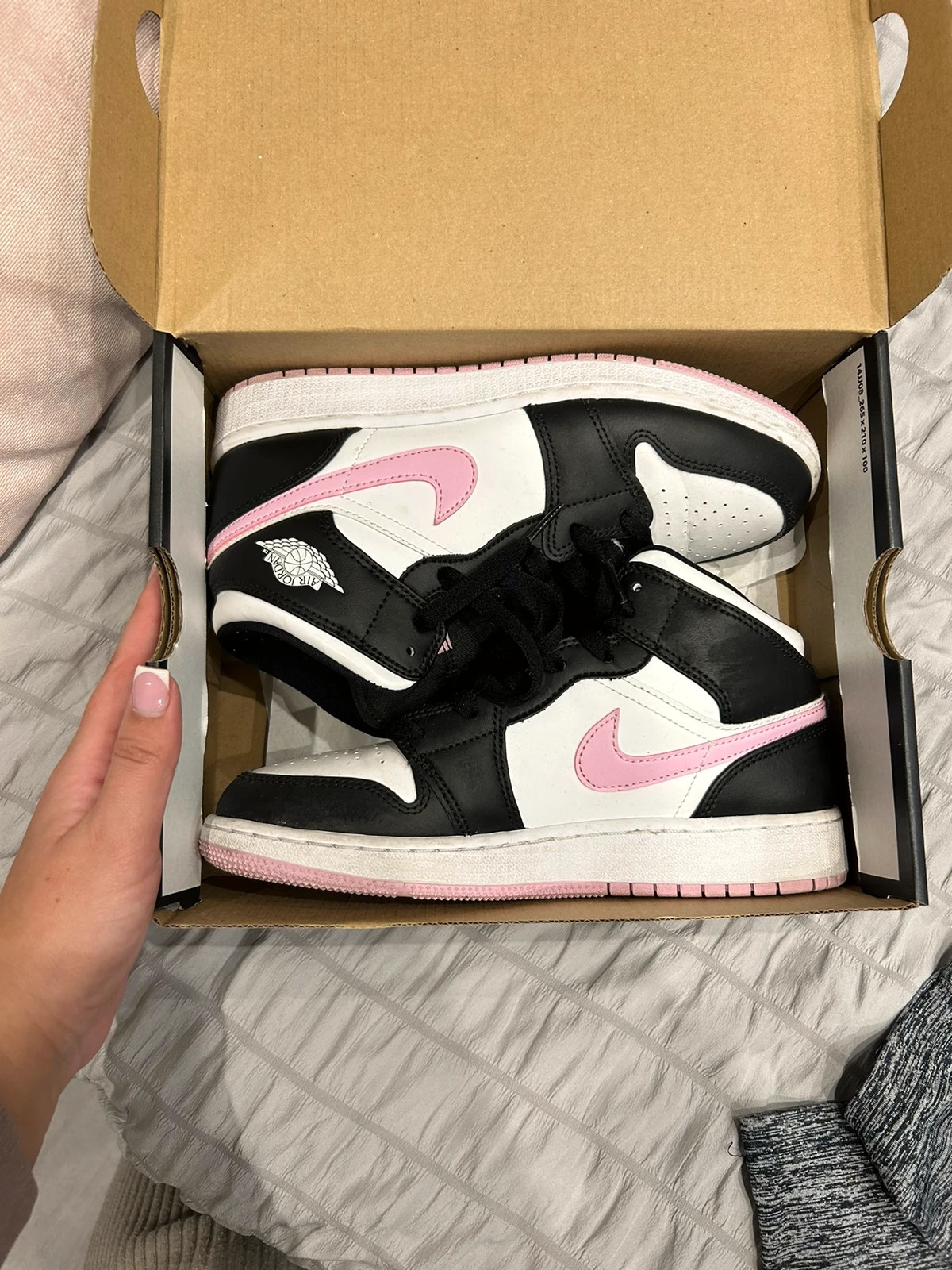 Artic pink and black Jordan 1s Vinted