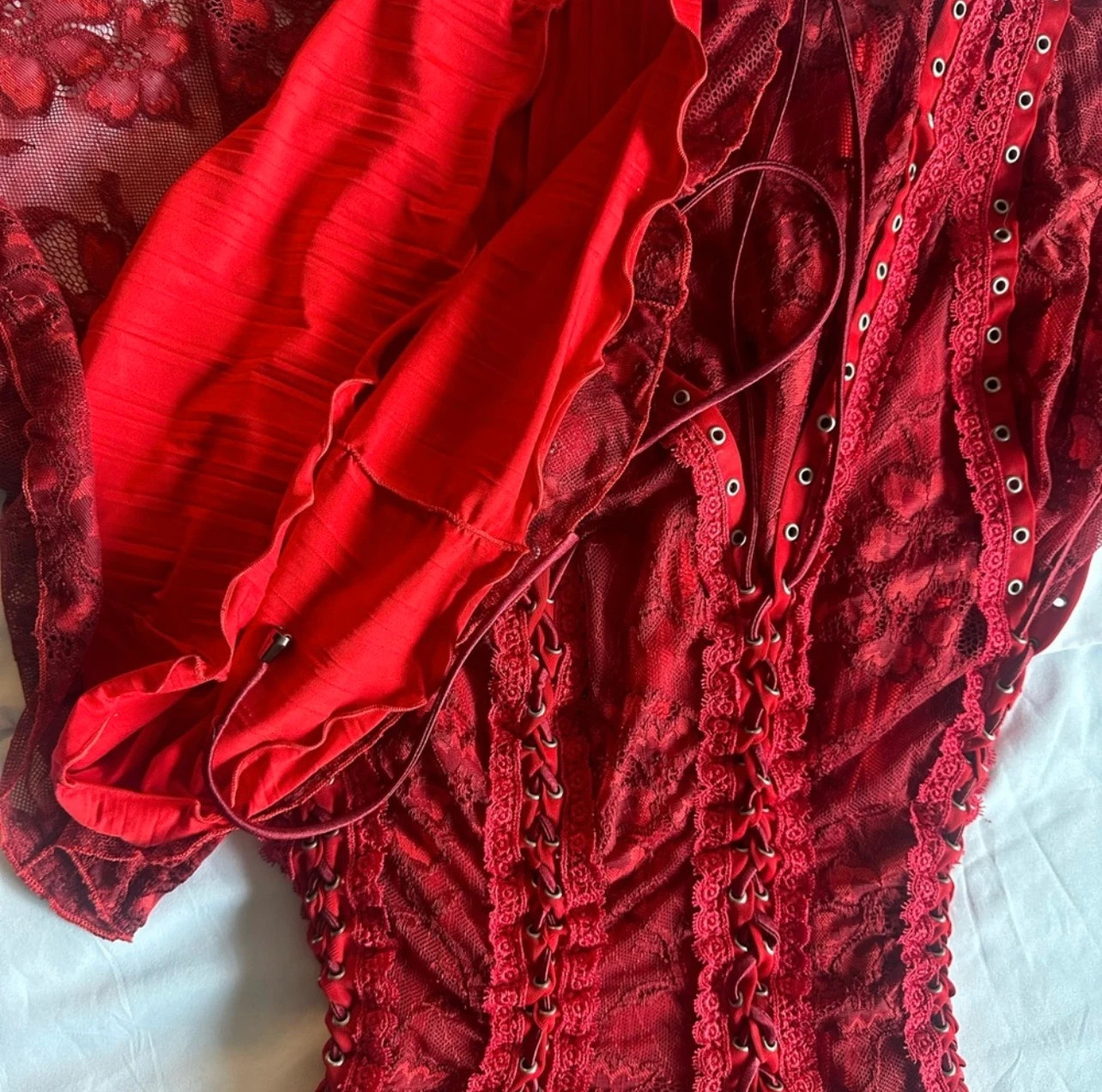 Size XS/S - Frederick's of Hollywood Rare Red Lace Bustier