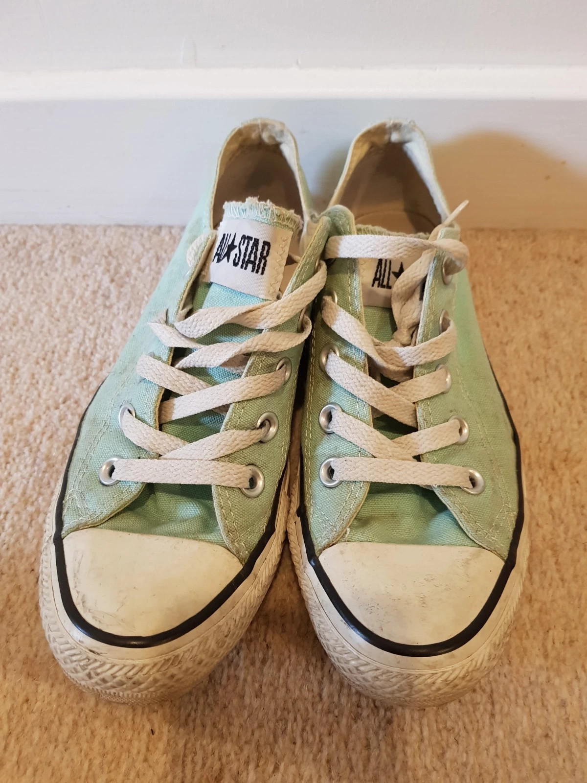 Mint green 2025 converse shoes