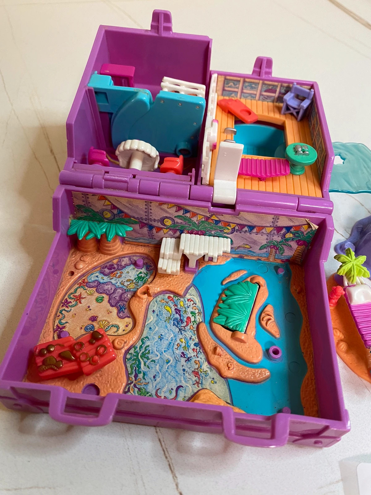 Vintage Polly Pocket 1996 Surf'n Swim Island | Vinted