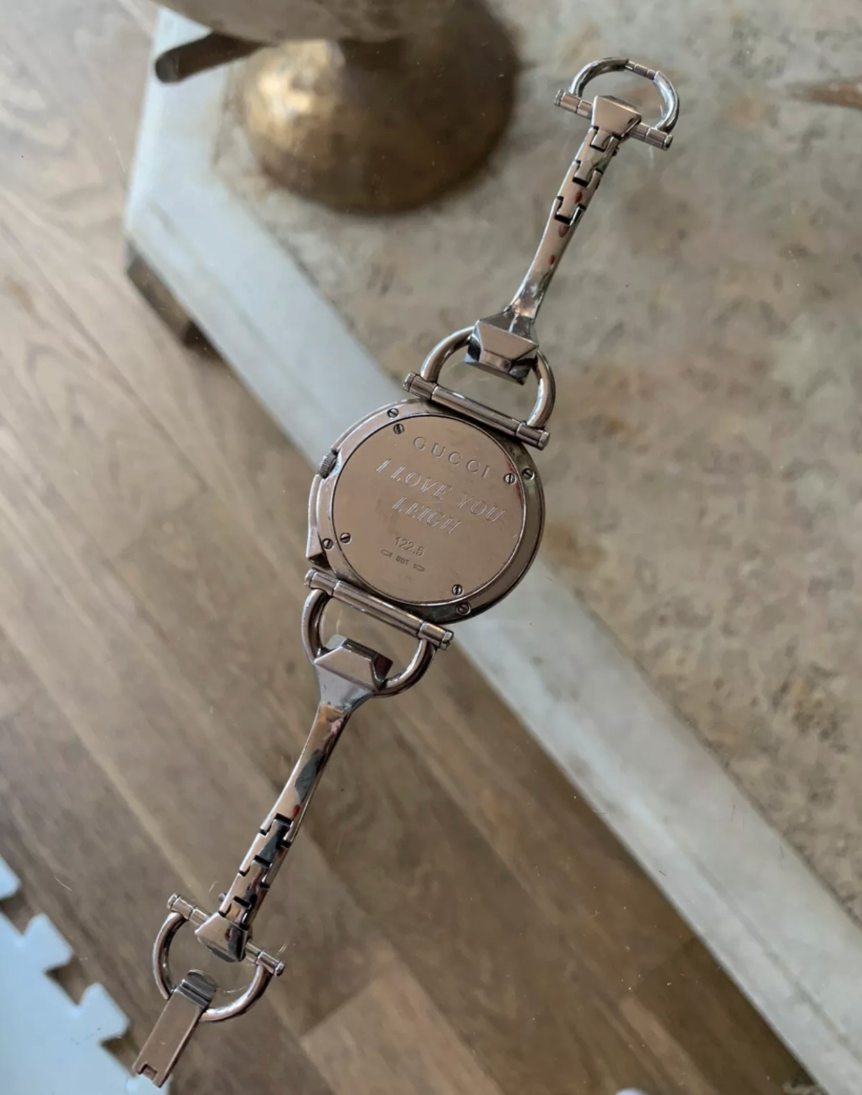 Gucci watch mother of pearl clearance face