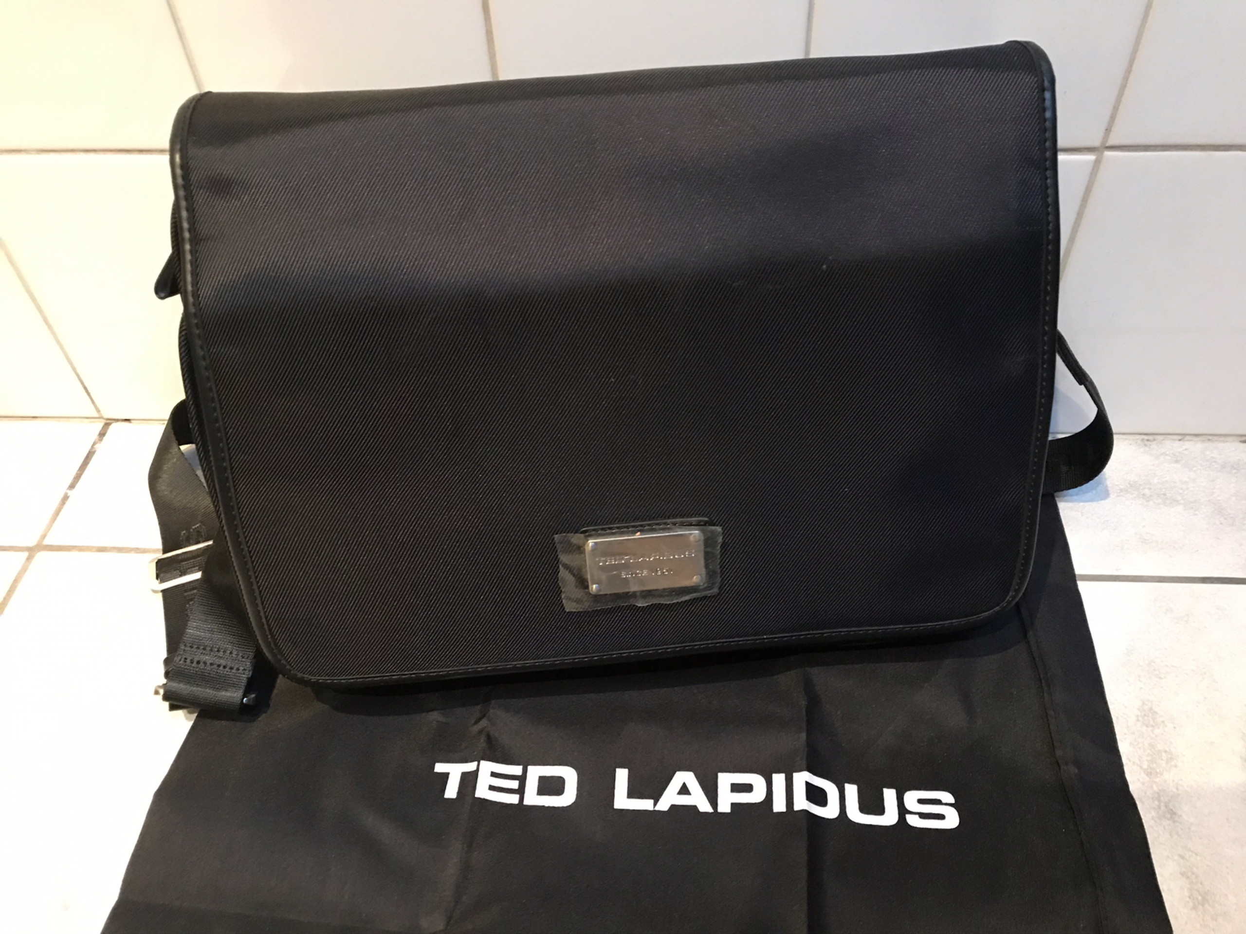 Sacoche ordinateur et porte document Ted Lapidus noir neuf avec