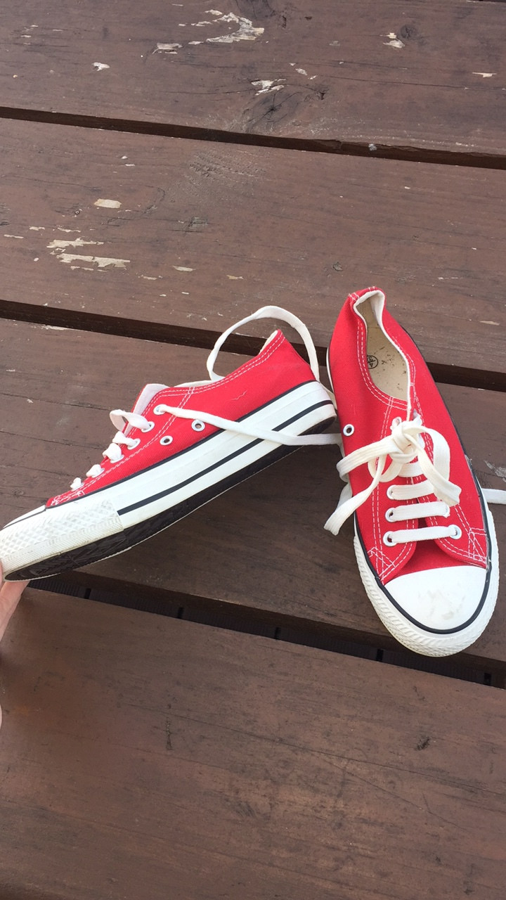 Basket imitation converse rouge Vinted