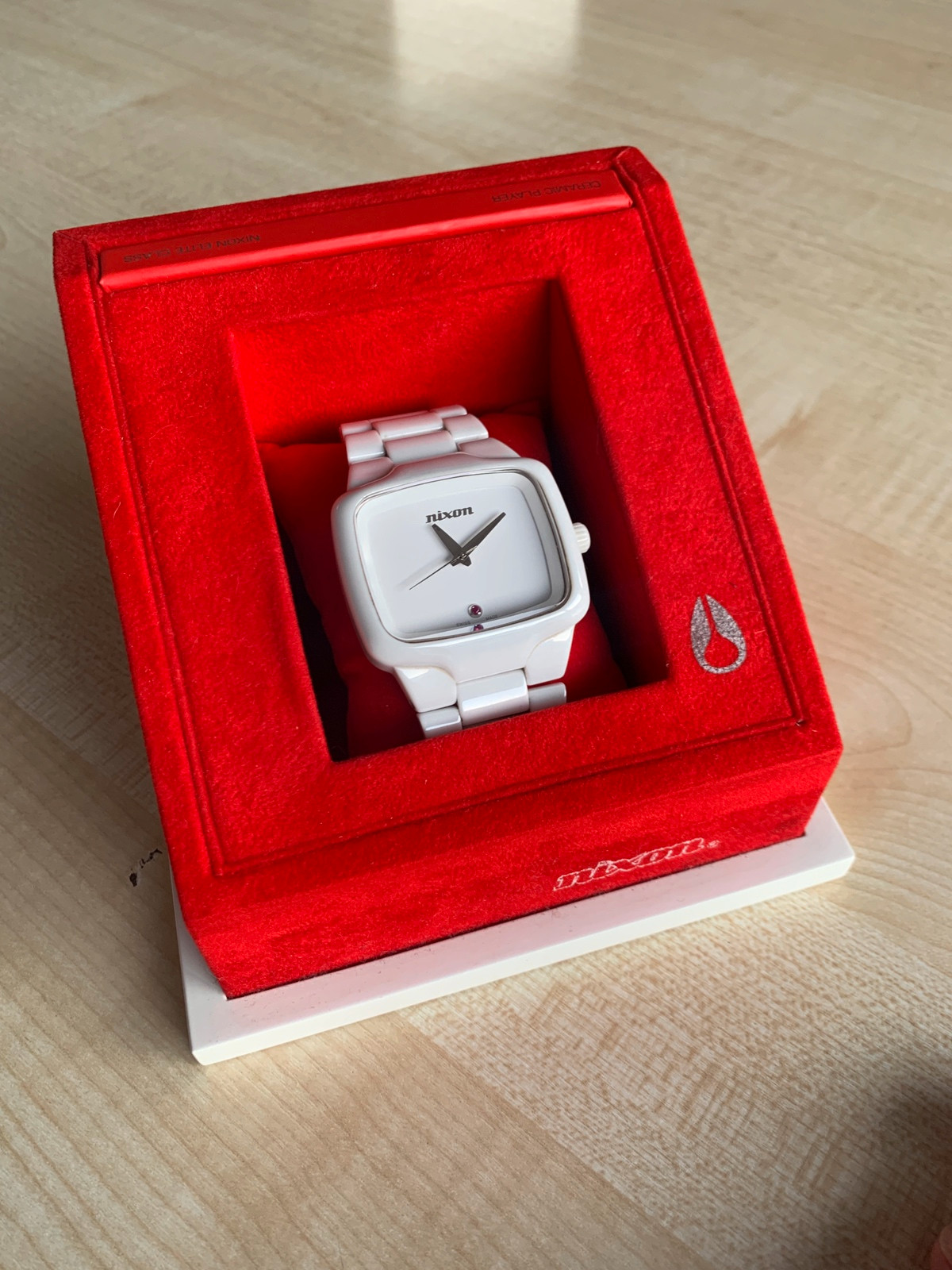 The Nixon Ceramic Player all white analog watch | Vinted