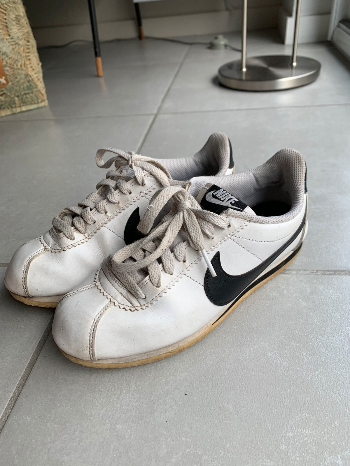 Cortez blanche 2024 et noir