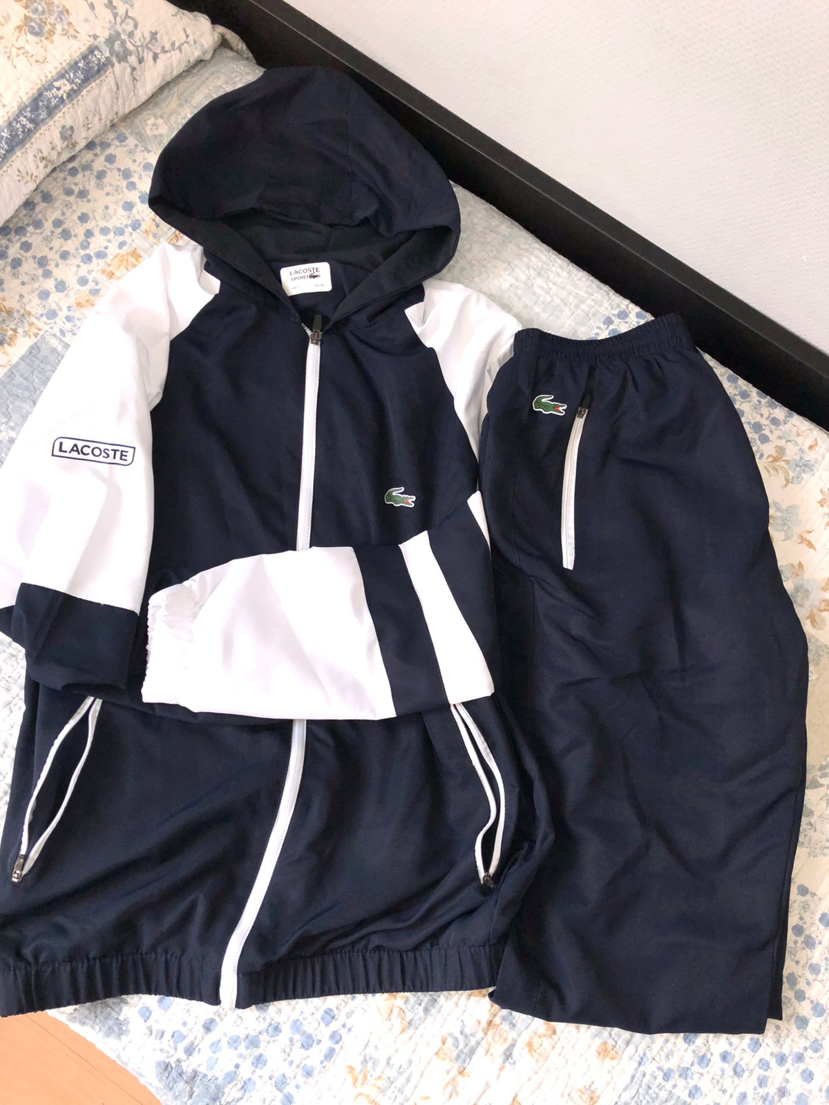 Ensemble hotsell lacoste pull