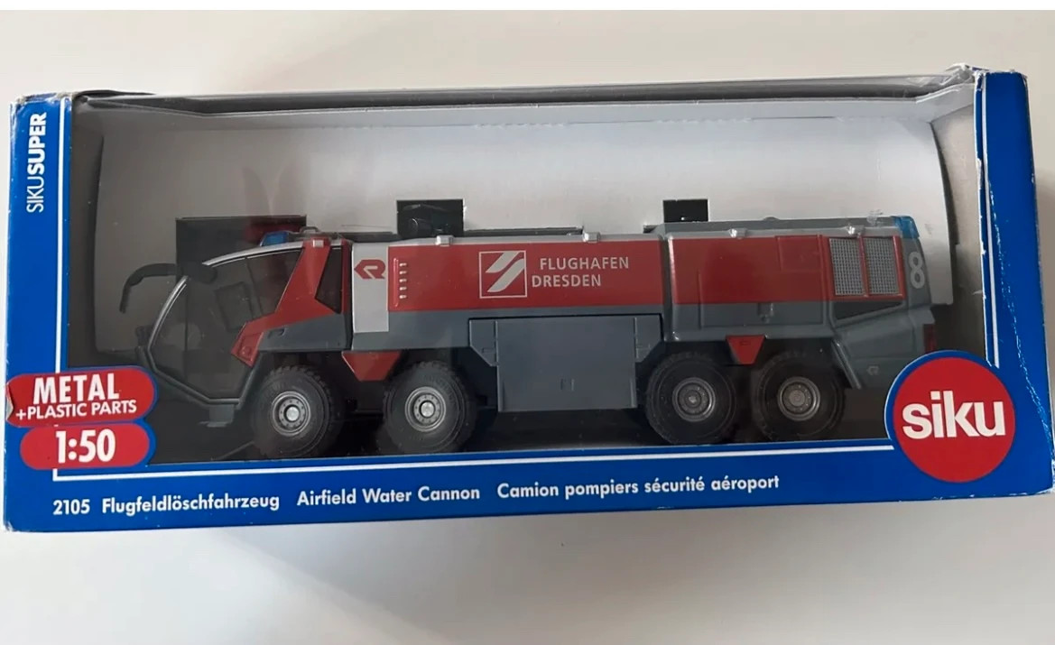 Siku 1:50 Airfield Water Cannon 2105 Die Cast Model | Vinted