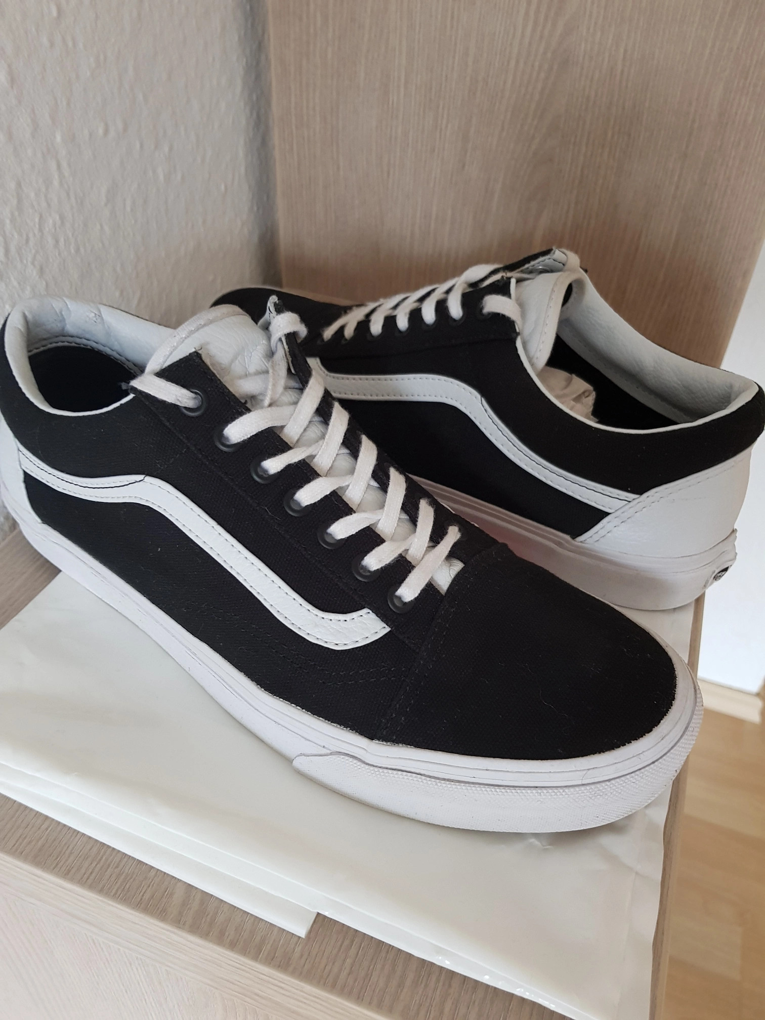 Vans old hot sale skool foot locker