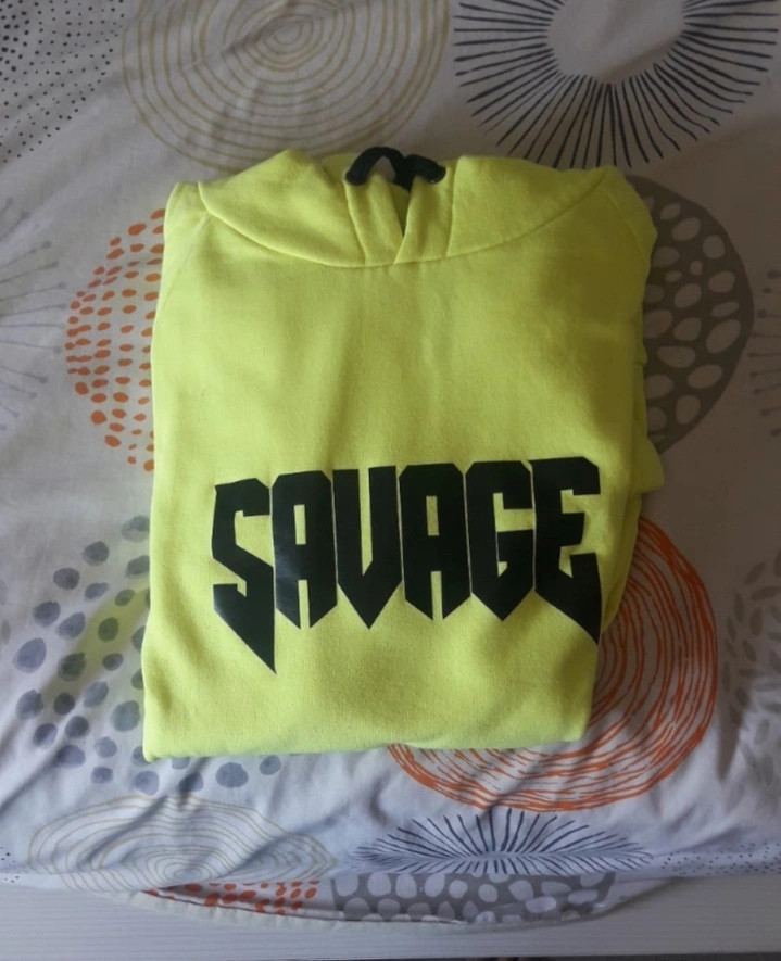 Sudadera SAVAGE amarilla fosforito con capucha Vinted