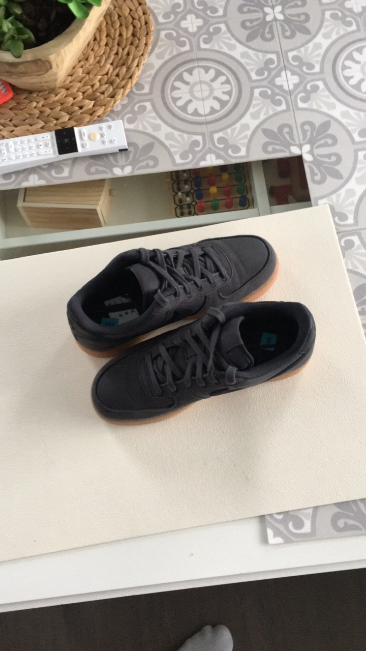 Air force noir avec semelle marron Vinted