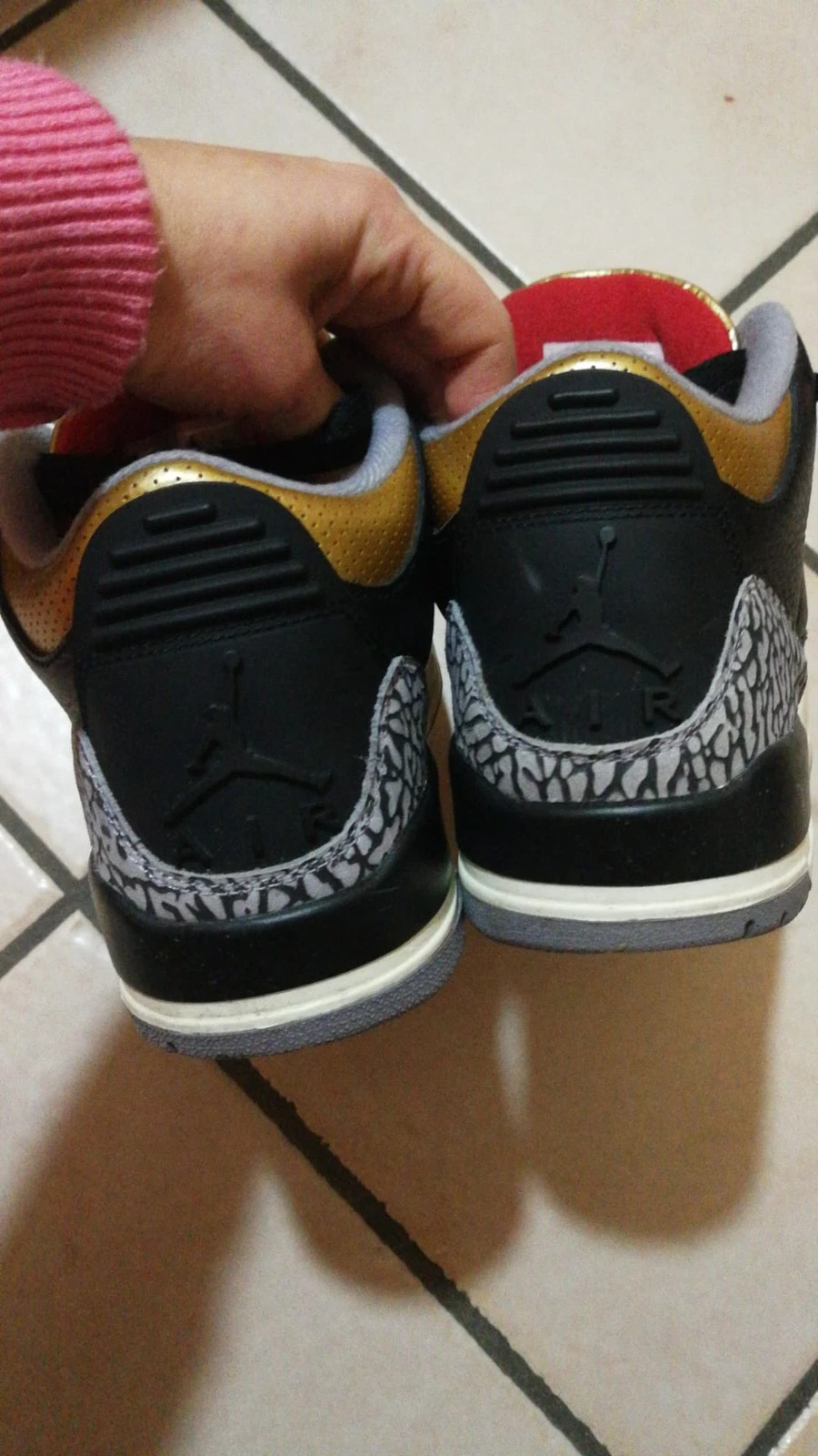 Jordan 3 flight sales 3 nere e oro