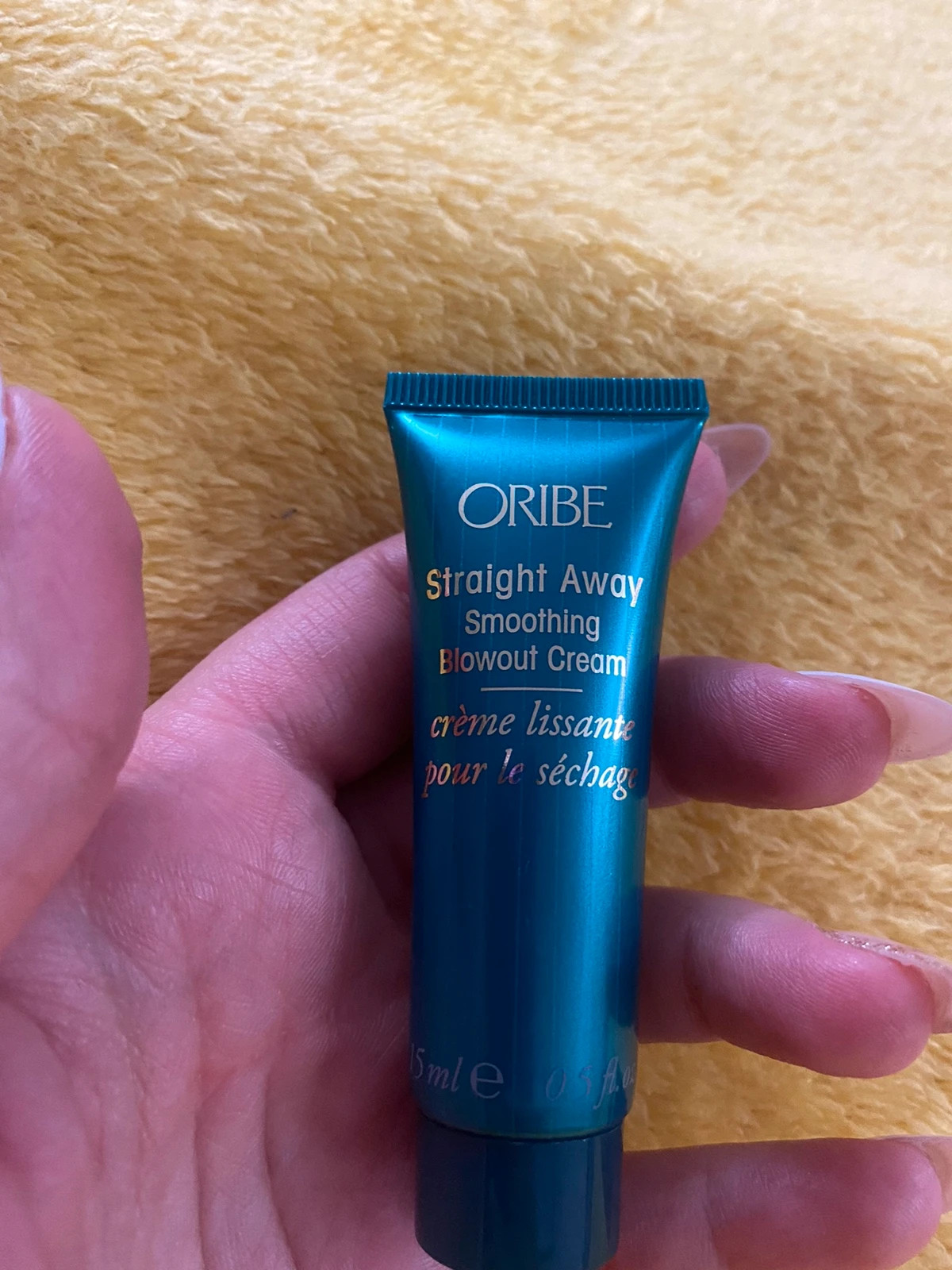 Oribe straight away smoothing blowout cream
