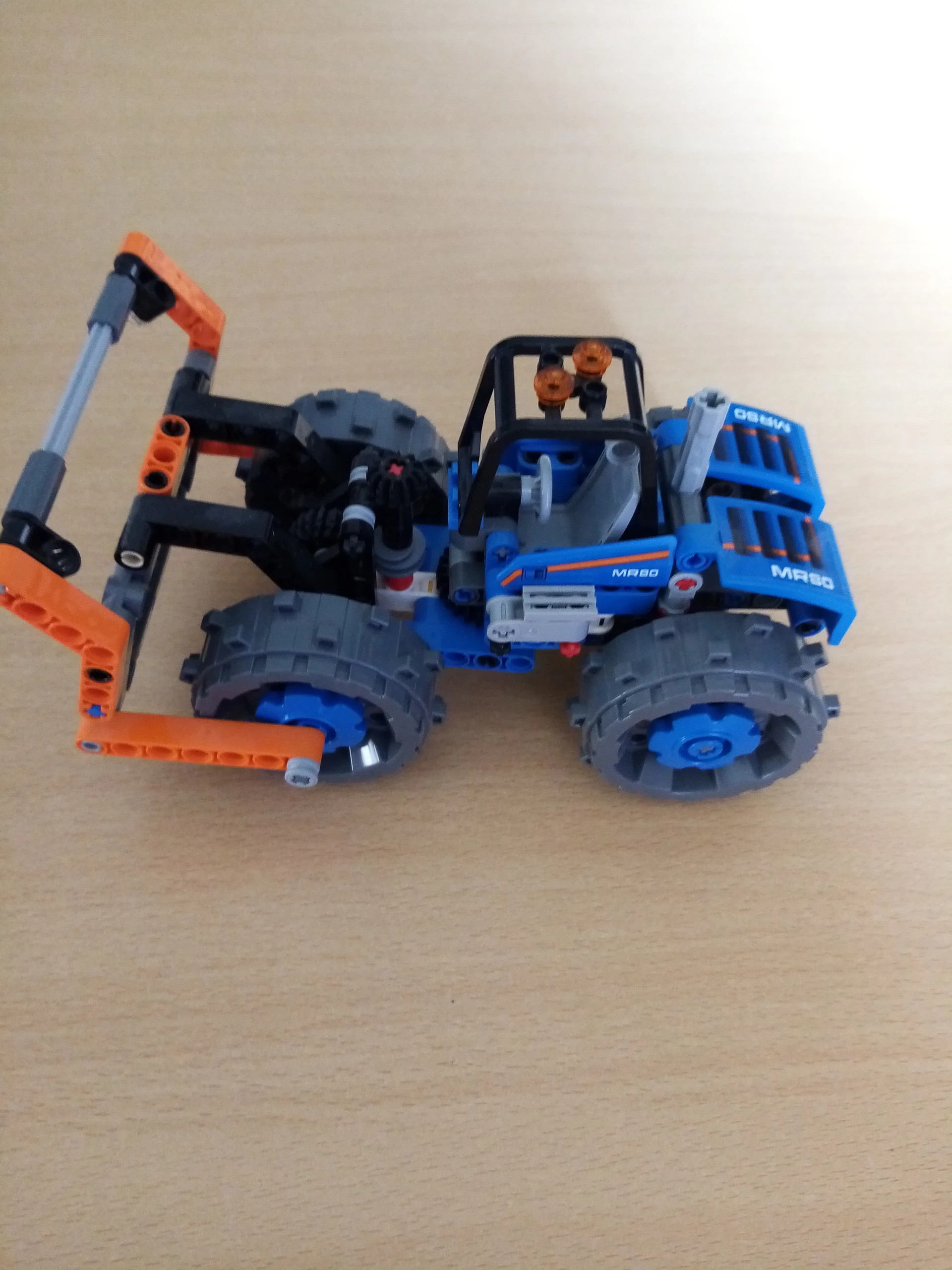 LEGO Le Bulldozer Jeu Garçon et Fille 8 Ans et Plus, Jeu de Construction  avancé, 171 Pièces en destockage et reconditionné chez DealBurn