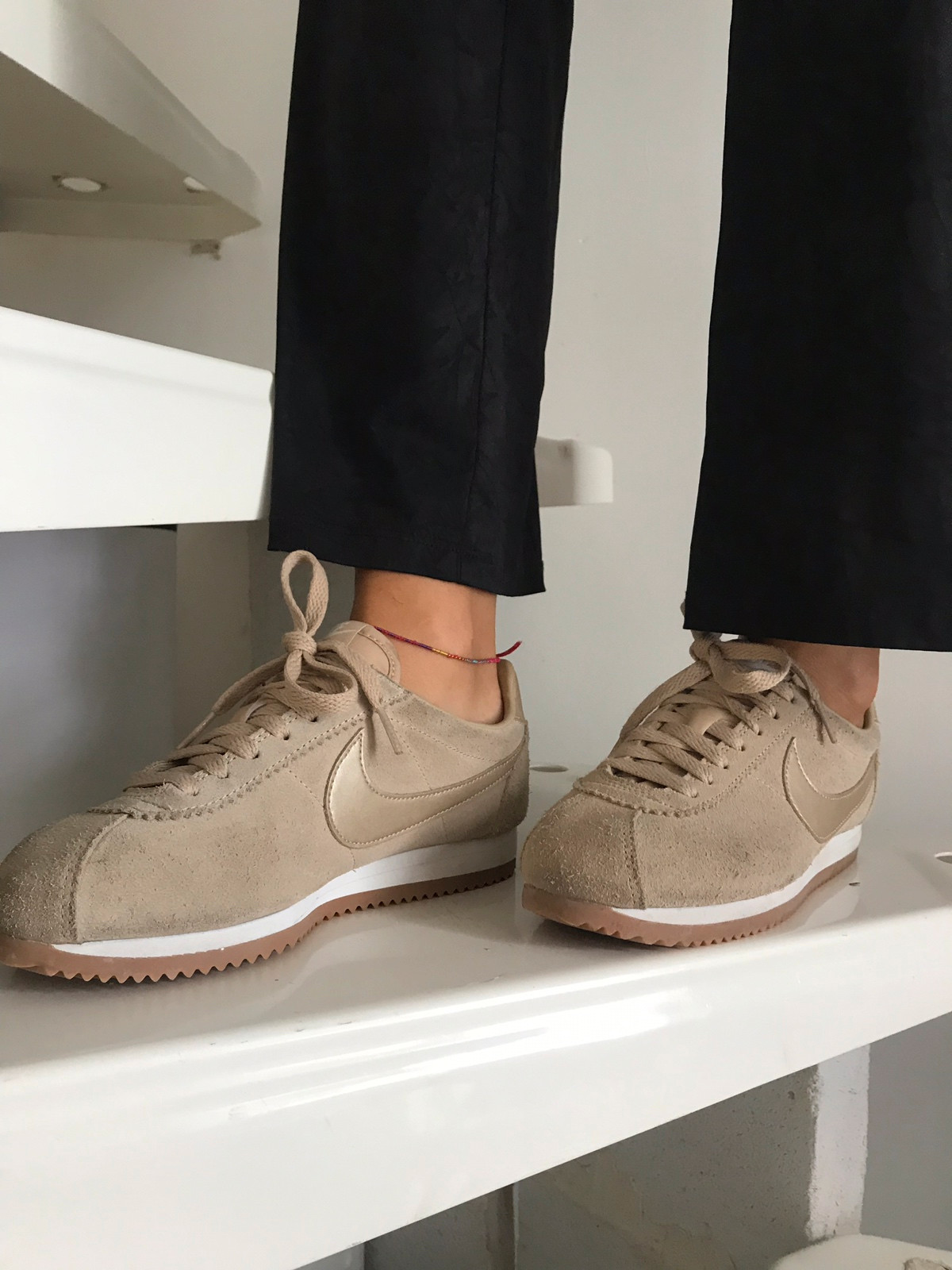 Nike cortez discount suede mushroom