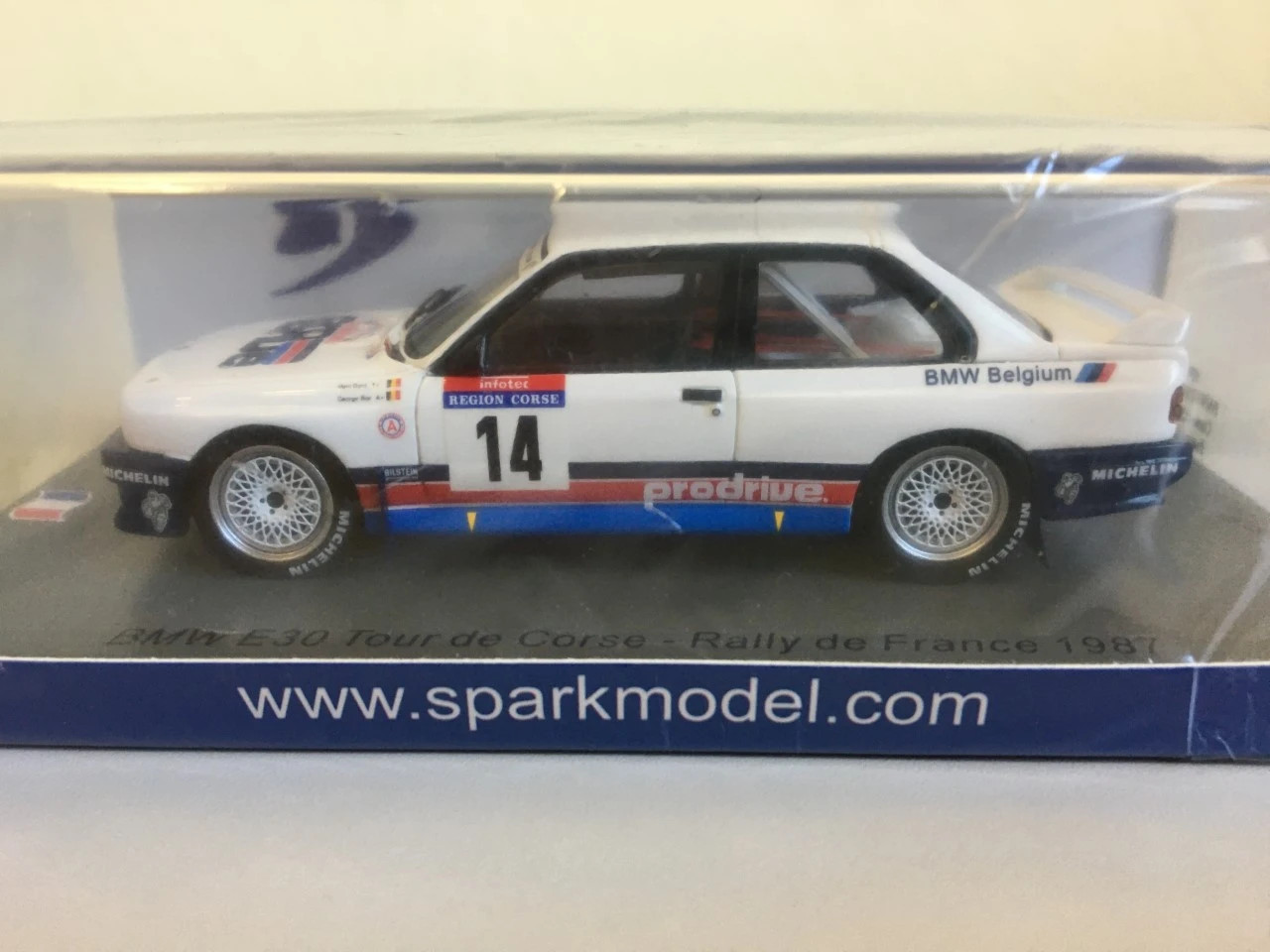 SPARK 1/43 - BMW M3 E30 - Tour de Corse Edition