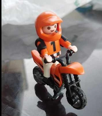 Playmobil Special Plus 4698 - Enfant et motocross