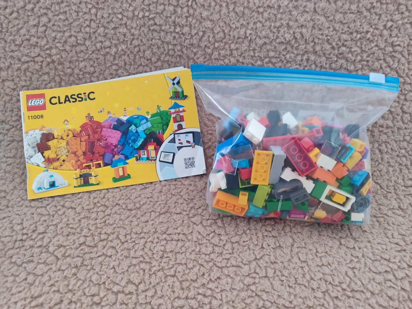 LEGO Classic Briques et maisons 11008 Ensemble de construction de