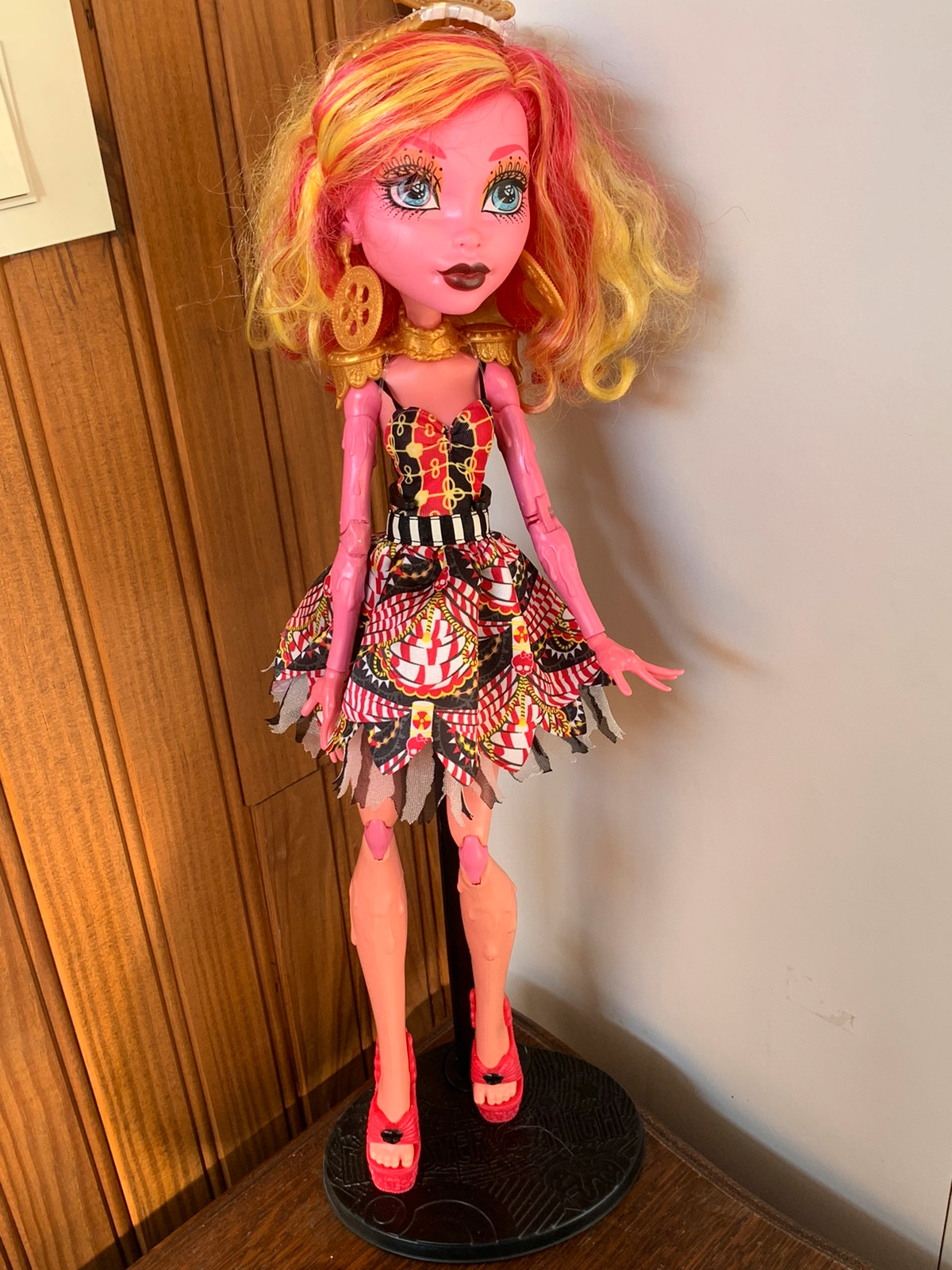 Poupée géante (43cm) Monster High Gooliop