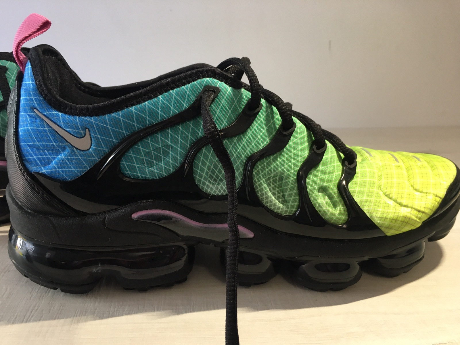 Nike Air Vapormax Plus Azules y Amarillas degradado de color