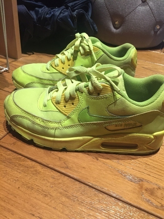 Air max 90 jaune fluo voir vert porte tres peu de fois Vinted