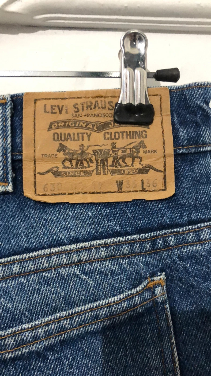 Levis 630 2025 orange tab