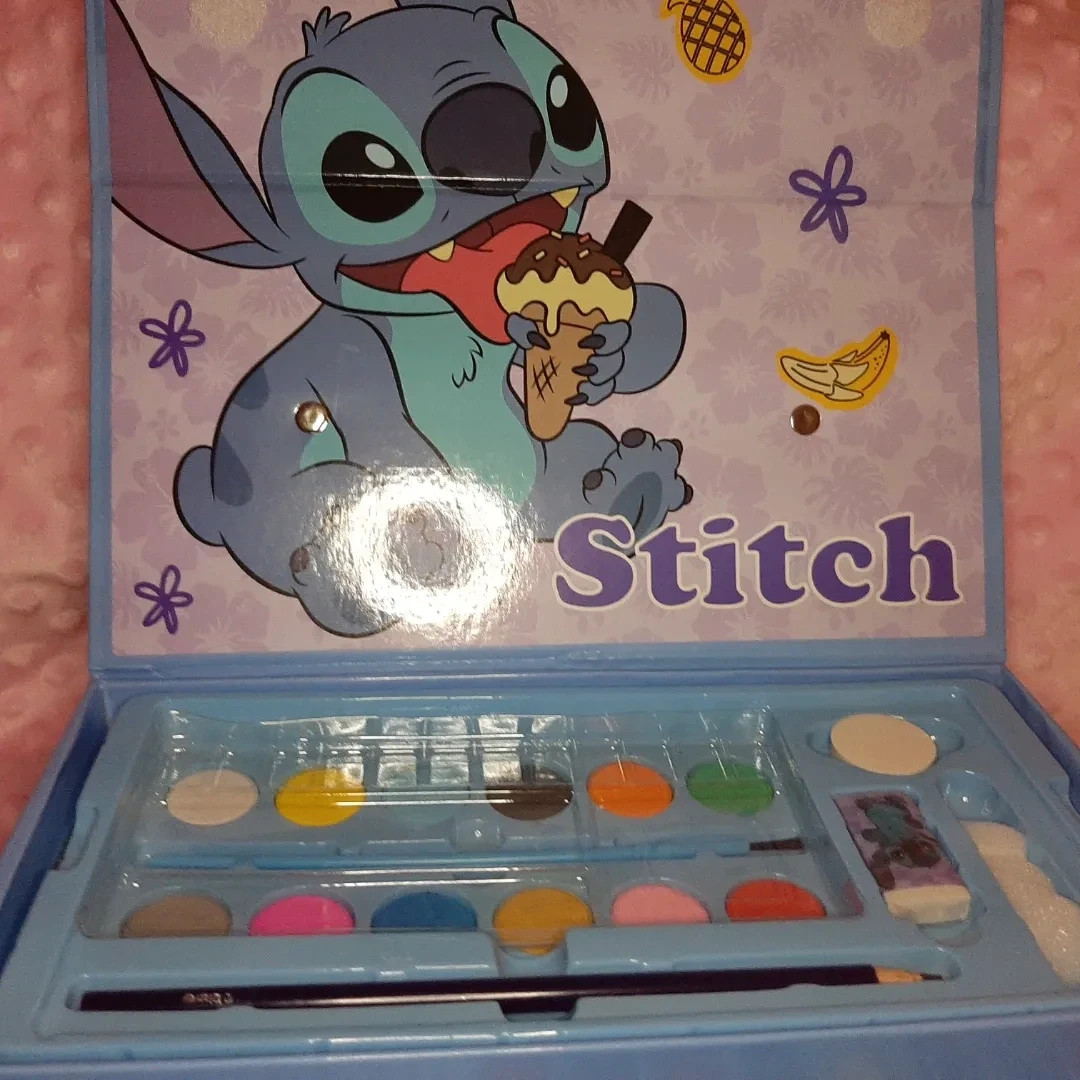 Box de desenho do Stitch e Angel