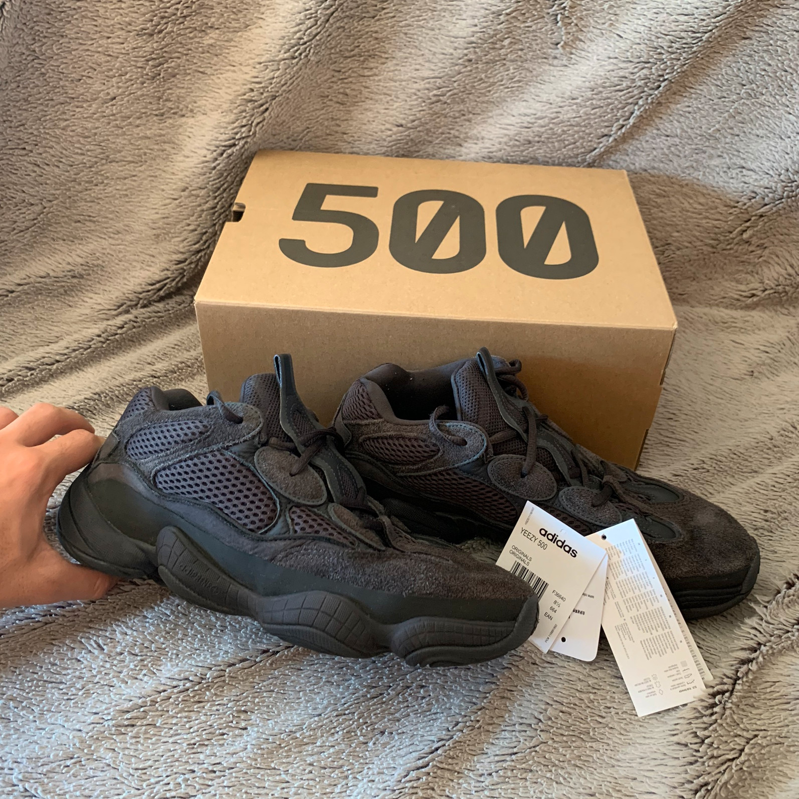 Adidas originals yeezy 500 utility black hot sale