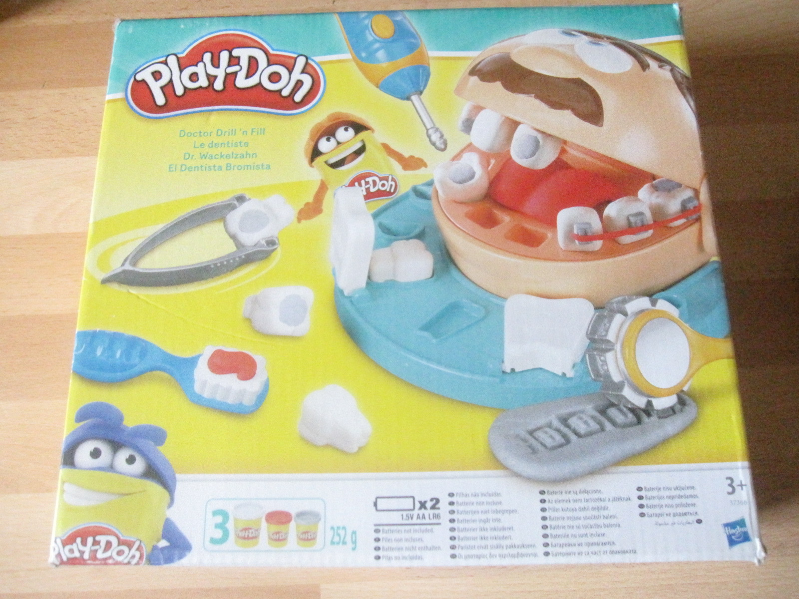 Le dentiste Play-Doh en très bon état sur Gens de Confiance