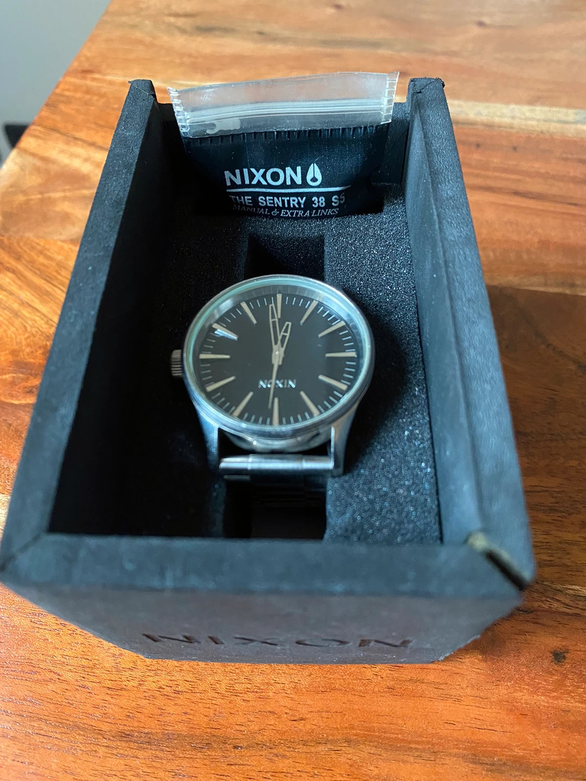 Nixon sales sentry 38mm
