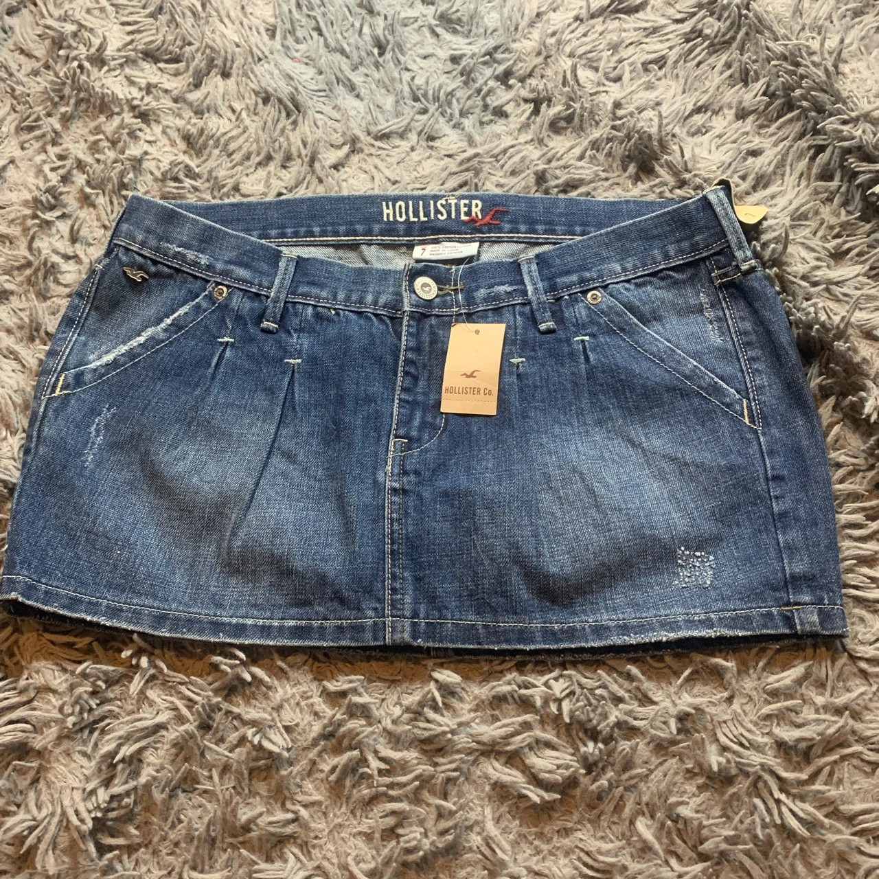 Hollister jean skirt hotsell