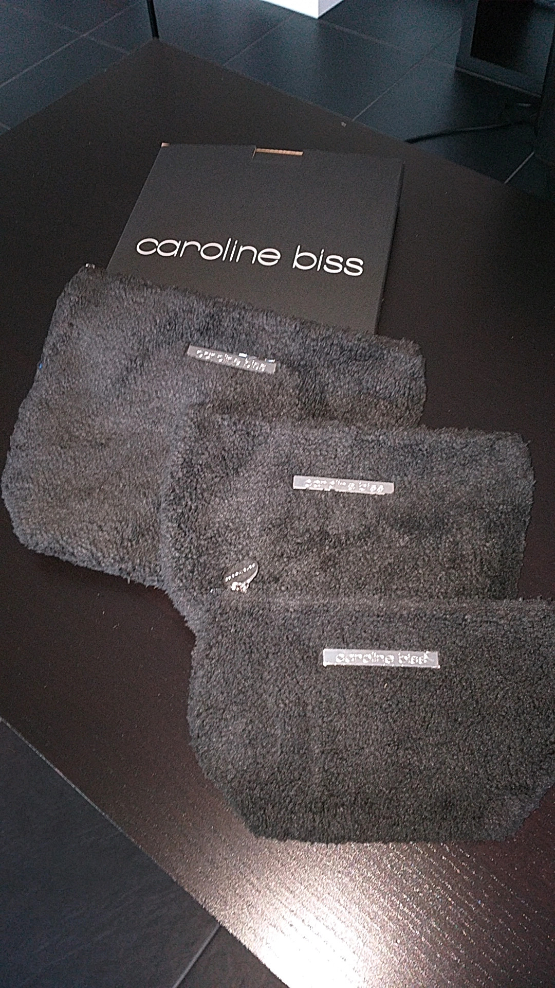 3 toilettassen Caroline Biss met doos Vinted